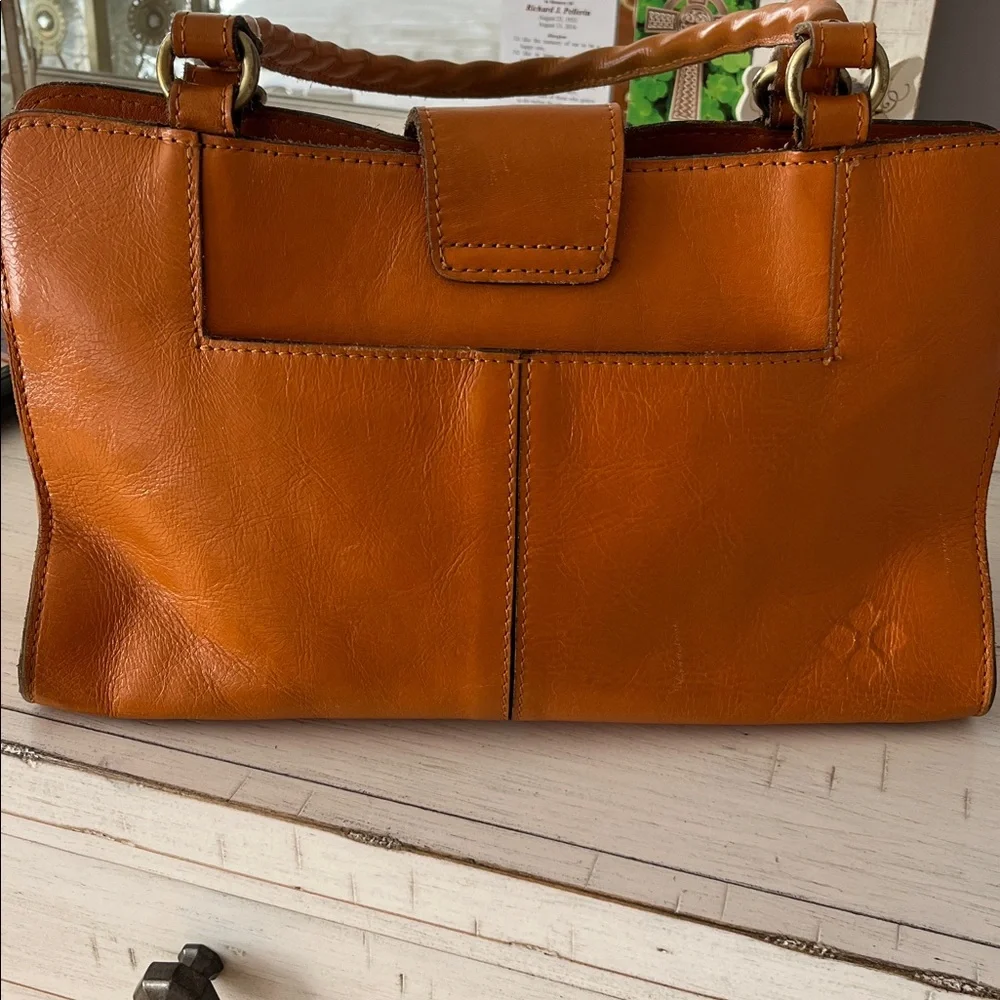 Patricia Nash leather purse - Picture 2 of 6